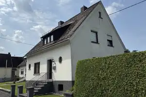 Modernisiertes Einfamilienhaus mit schönem Grundstück in ansprechender Lage – Westerwaldkreis – Vorschaubild 3