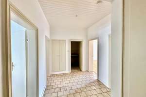 ++ Schöne Wohnung ++ Zentral und mit Blick in einen herrlichen Garten ++ – Elisabethstr. 140, 47799 Cracau, Krefeld – Vorschaubild 11