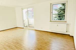 Helle und gemütliche 3-Raumwohnung mit Einbauküche und Balkon – Hohe Str. 3, 39124 Neue Neustadt, Magdeburg – Vorschaubild 1