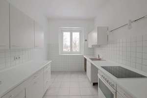 Bezugsfreie Wohnung mit Wintergarten & Gartennutzung im ruhigen Westend – Die vollständige Adresse der Immobilie erhältst du vom Anbieter., 14050 Westend, Berlin – Vorschaubild 12