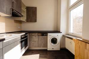 Provisionsfrei! Renovierte Altbauwohnung mit freiem Blick nahe dem Tempelhofer Feld. – Die vollständige Adresse der Immobilie erhältst du vom Anbieter., 12051 Neukölln (Ortsteil), Berlin – Vorschaubild 2