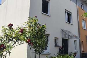 Reiheneckhaus im Village mit Einzelgarage