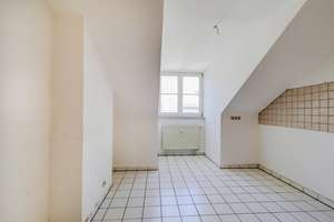 Lichtdurchflutete Dachgeschosswohnung in ruhiger Lage mit großer Fensterfront & Dachterrasse – Die vollständige Adresse der Immobilie erhältst du vom Anbieter., 81247 Obermenzing, München – Vorschaubild 9