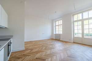 Charmante 3 Zimmer Wohnung im Altbau mit offener Wohnküche und elegantem Design – Die vollständige Adresse der Immobilie erhältst du vom Anbieter., 13407 Reinickendorf (Ortsteil), Berlin – Vorschaubild 2