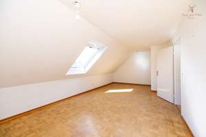 Charmantes Mehrfamilienhaus mit drei Wohnungen in begehrter Lage von Würzburg-Grombühl – Die vollständige Adresse der Immobilie erhältst du vom Anbieter., 97080 Grombühl, Würzburg – Vorschaubild 18
