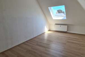 Renoviert! Ruhig und lichtdurchflutet! Sehr schöne 3,5 Raum Wohnung in guter Wohnlage!