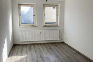 Frisch sanierte Seniorenwohnung mit ebenerdiger Dusche