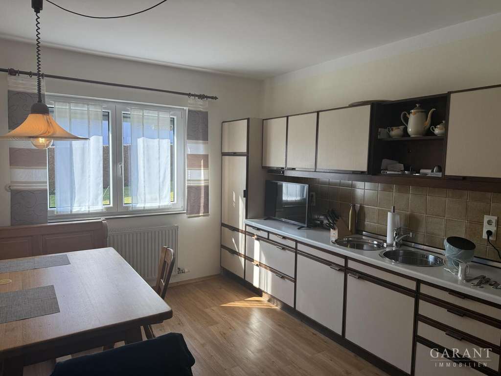 Immobilie in Kösching - * Großes, herrliches Grundstück *  Viel Platz für die Familie und Ihre Wünsche! - Bild 2