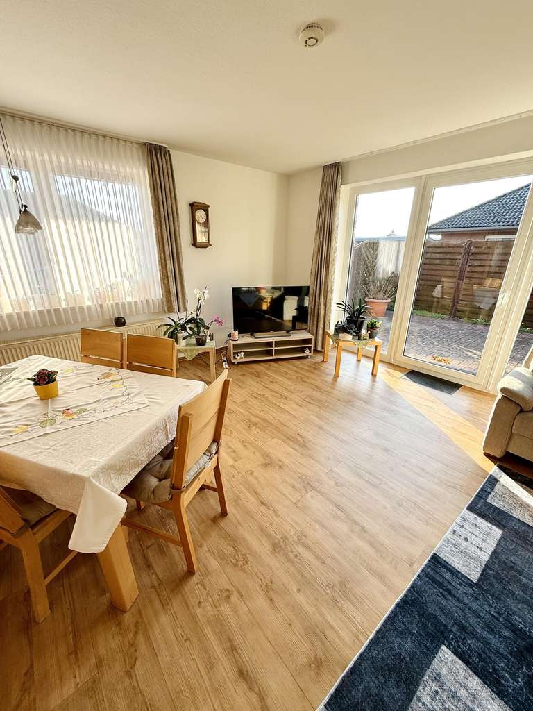 Immobilie in Bröckel - Großzügiges Einfamilienhaus in ruhiger Lage von 29356 Bröckel - aktuell Zwei-Parteien-Haus - Bild 2