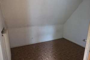 --MEERBUSCH-- freistehendes EFH -- 5 Zi., Garage, Terrasse , großer Garten - – Bretonenstr. 22, 40670 Meerbusch – Vorschaubild 13