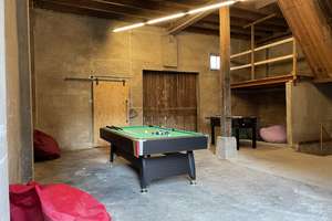 WG-Zimmer ++ Zentralgelegen nähe Campus + mit einem Billiardtisch