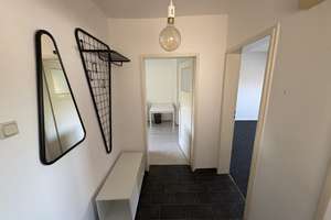Helle 2-Zimmer-Wohnung im 3. OG in Mannheim-Lindenhof  (Sofort Bezugsfertig)  – Die vollständige Adresse der Immobilie erhältst du vom Anbieter., 68199 Neckarau, Mannheim – Vorschaubild 1
