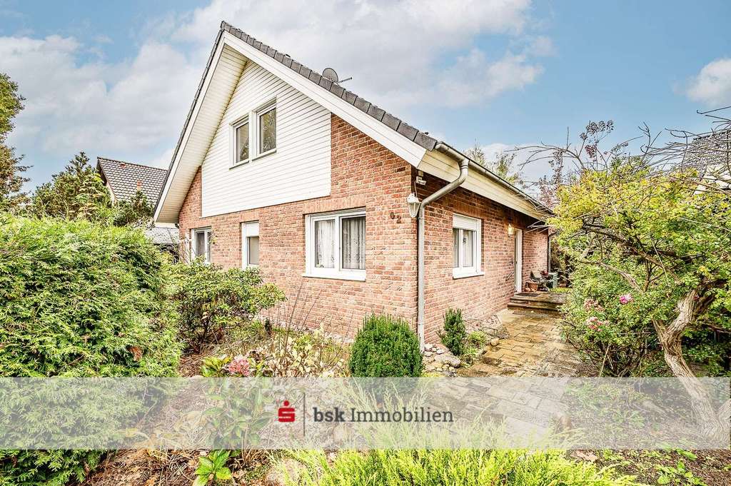 Einfamilienhaus mit Einliegerwohnung am Naturgebiet Tiergarten