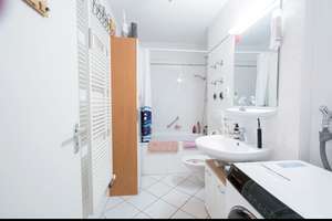 Helle 2-Zimmer-Wohnung (60m²) mit Balkon in ruhiger Lage – München Trudering – Hugo-Weiss-Straße 21, 81827 Waldtrudering, München – Vorschaubild 4