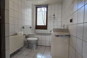 Helle 2-Zi.-Wohnung nahe Stadtpark – neue Fenster & Heizung, 2. OG mit Keller – Die vollständige Adresse der Immobilie erhältst du vom Anbieter., 90489 Veilhof, Nürnberg – Vorschaubild 24