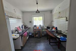 Schöne geräumige 4-Zimmer-Wohnung mit Balkon im 1.OG in Friedrichsdorf-Seulberg zu vermieten  – Die vollständige Adresse der Immobilie erhältst du vom Anbieter., 61381 Friedrichsdorf – Vorschaubild 13