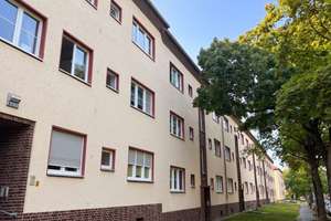 Sonnige 2-Zimmer-Wohnung mit Charme – Seydlitzstraße 35B, 12249 Lankwitz, Berlin – Vorschaubild 1