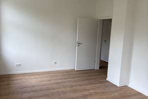 3Zi.-Wohnung NEU renoviert, exponierte Wohnlage/Hardt/Stadtmitte – Gartenstr. 121, 42107 Elberfeld, Wuppertal – Vorschaubild 3