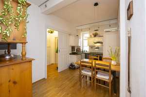 Charmante Eigentumswohnung in stilvollem Altbau – München – Vorschaubild 8