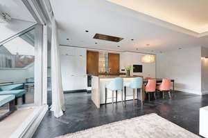 Hochwertig möblierte Designwohnung mit sonniger Terrasse in begehrter Isarvorstadt-Lage – Die vollständige Adresse der Immobilie erhältst du vom Anbieter., 80337 Am Schlachthof, München – Vorschaubild 3