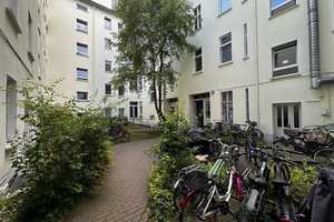 Mieterfreie  Altbauwohnung, mit Stuck und Styl. – Friedenstraße 97, 10249 Berlin – Vorschaubild 2
