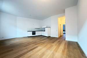 Stilvoll wohnen, sofort genießen – ein Altbau, der Ästhetik und Wohnqualität vereint!