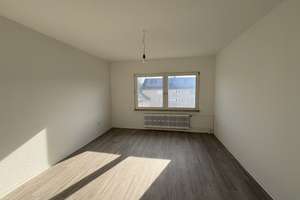 Renovierte 2-Zimmer-Citywohnung mit Balkon – Esternhovede 36, 45141 Stoppenberg, Essen – Vorschaubild 4