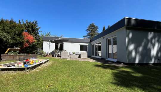 Bild von Ruhiges Volksdorf – Bungalow auf großem Grundstück