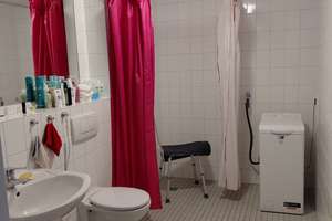 Gemütliche Wohnung für Senioren im betreuten Wohnen mit Diakonievertrag – Bismarckstraße 111/113, 42859 Zentralpunkt, Remscheid – Vorschaubild 2