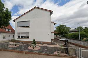 Geräumiges 9-Zimmer Mehrgenerationenhaus mit Garage in Gensingen