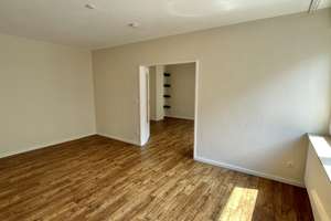 Attraktive Stadtwohnung mit moderner Einbauküche, Tageslichtbad und Balkon zum 15.6. – Neubrunnenstraße 00, 55116 Altstadt, Mainz – Vorschaubild 22