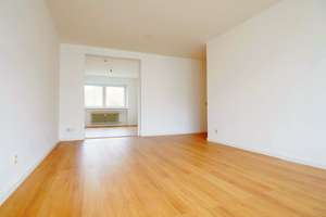 Attraktive, vermietete 4-Zimmer-Wohnung mit Loggia und Garage in Aachen Burtscheid! – Amyastraße 37, 52066 Burtscheider Abtei, Aachen – Vorschaubild 3