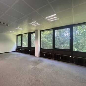 STOCK - hochwertiger Innenausbau | optimale Anbindung | Unterföhring