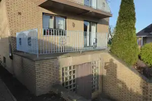 freistehendes Einfamilienhaus mit Ausrichtung nach Süden - auch als Zweifamilienhaus nutzbar – Osterather Straße 90, 40670 Neuss (Rhein-Kreis) – Vorschaubild 4