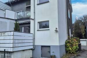 Zweifamilienhaus in Lennep ab 01.03.2026 komplett frei, mit Garten & 2 Garagen – Die vollständige Adresse der Immobilie erhältst du vom Anbieter., 42897 Stadtgarten, Remscheid – Vorschaubild 2