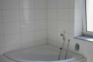 Gepflegte 4-Zimmer-Wohnung in Mönchengladbach – Hagelkreuzstr. 46, 41061 Am Wasserturm, Mönchengladbach – Vorschaubild 6