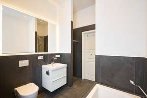 Stilvoller Altbau trifft Moderne im Waldstraßenviertel: 4-Zimmer-Wohnung mit Balkon & 2 Bädern – Hinrichsenstraße 5, 4109 Zentrum-Nordwest, Leipzig – Vorschaubild 14