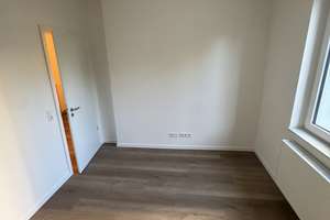 Erstbezug nach Sanierung – Finanzstr. 16, 46145 Sterkrade-Mitte, Oberhausen – Vorschaubild 2