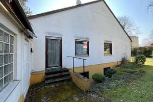 FREISTEHENDES 1-FAMILIENHAUS (BUNGALOW) MIT TERRASSE, DOPPELGARAGE UND GROSSEM GARTEN – Die vollständige Adresse der Immobilie erhältst du vom Anbieter., 67227 Mörsch, Frankenthal (Pfalz) – Vorschaubild 12