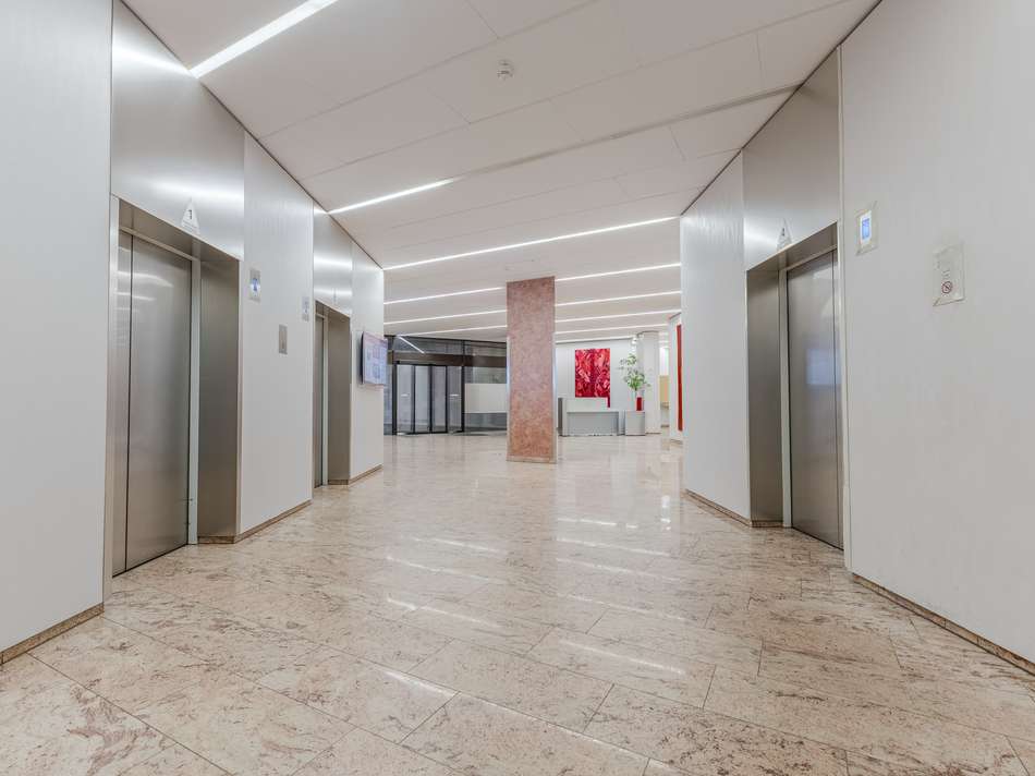 Großzügige, gepflegte Lobby...