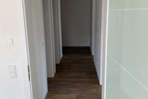 Moderne 3-Zimmer-Wohnung mit Balkon und Stellplatz – Kleekampsweg 10, 38442 Fallersleben, Wolfsburg – Vorschaubild 8