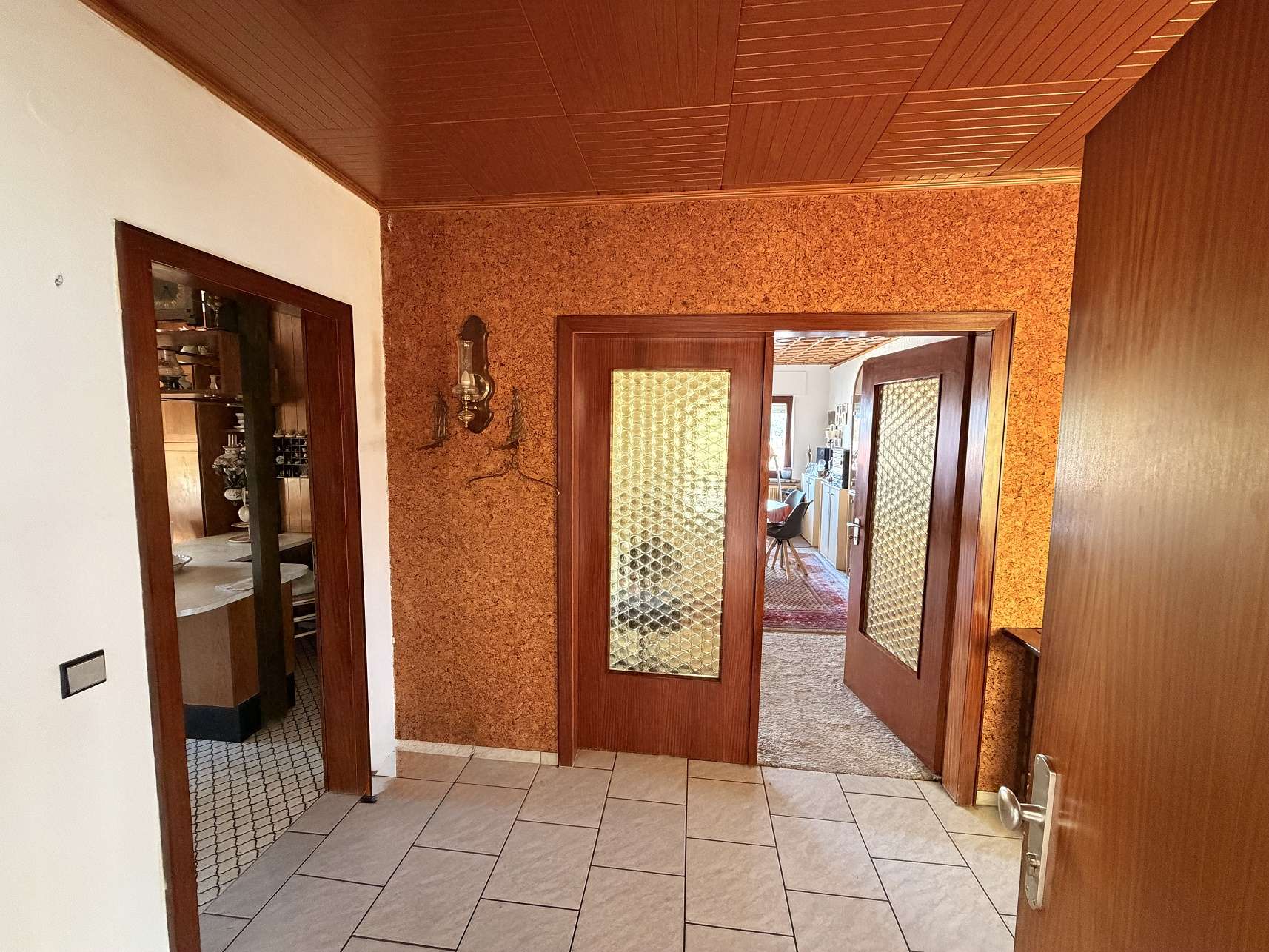 Immobilie in Vlotho - Großzügiges Zweifamilienhaus mit Potenzial in ruhiger Lage - Bild 4