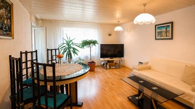 Vermietete 3-Zimmer-Wohnung mit Balkon in ruhiger Waldrandlage | Fassade saniert