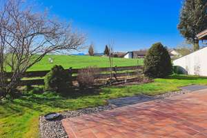 ***Weitblick bis in die Berge*** Doppelhaushälfte mit wunderschönen Garten und Sonnenterasse – Die vollständige Adresse der Immobilie erhältst du vom Anbieter., 83607 Holzkirchen – Vorschaubild 23