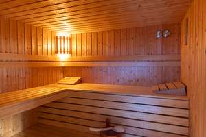 Extravagantes Einfamilienhaus mit großem Garten, Sauna und Doppelgarage in Essenbach – Die vollständige Adresse der Immobilie erhältst du vom Anbieter., 84051 Essenbach – Vorschaubild 22