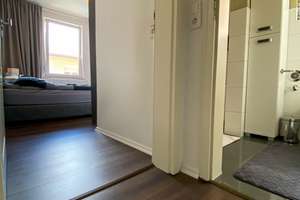 Zentral gelegene, freundliche 2 Zimmer Wohnung – Tunzhofer Str. 19, 70191 Relenberg, Stuttgart – Vorschaubild 2