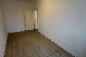 ⭐🏠3erWG-GEEINGNET-Gepflegte Wohnung mit Laminat,2 Bädern, Wohnküche, Duschbad & Balkon⭐🏠 – 44145 Borsigplatz, Dortmund – Vorschaubild 6