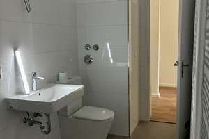 frisch renoviert und sonnendurchflutet:  3-Zimmer-Wohnung in Aubing – Wiesenthauer Straße 16, 81249 Aubing-Süd, München – Vorschaubild 18