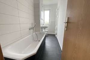 Charme von damals, Style von heute - 3 Raumwohnung wieder hübsch – Otto-Nuschke-Str. 14, 6526 Sangerhausen – Vorschaubild 3