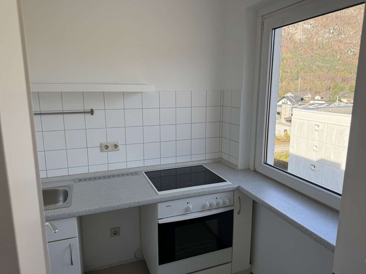 Immobilie in Bad Reichenhall - 1-Zimmer-Wohnung im 5. Obergeschoß mit Lift - Bild 1